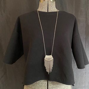 Hi-low open back zip s/s sweatshirt top